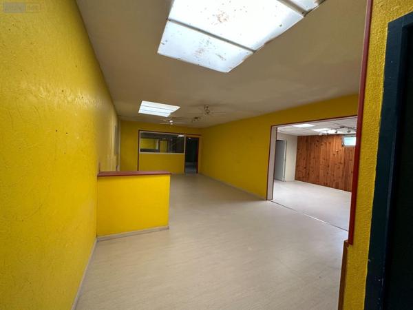 Local professionnel à louer à Pessac en Gironde (33600), ref : 147/736   
Saige