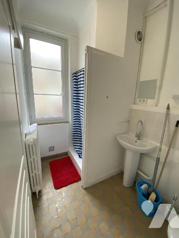 Immeuble de rapport à Angers - 6 studios - proche fac de droit