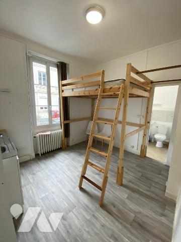 Immeuble de rapport à Angers - 6 studios - proche fac de droit