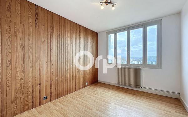 Appartement à vendre    3 pièces • 70,77 m2 Brive-la-Gaillarde