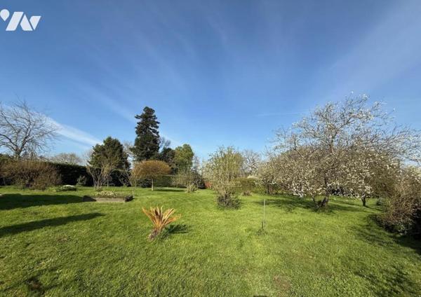 LA MEIGNANNE EN CAMPAGNE MAISON ANCIENNE 3 CH AVEC GRAND JARDIN