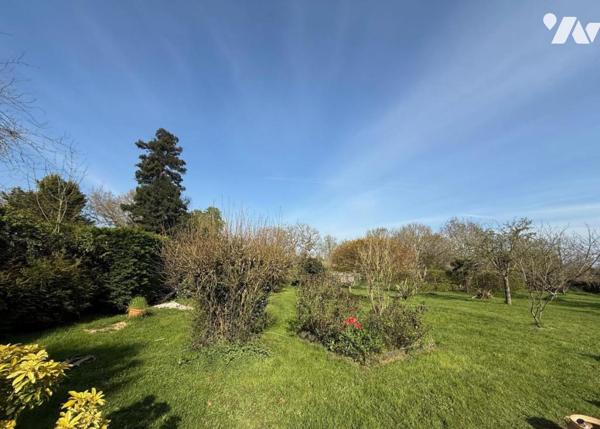 LA MEIGNANNE EN CAMPAGNE MAISON ANCIENNE 3 CH AVEC GRAND JARDIN