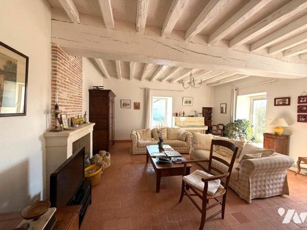 LA MEIGNANNE EN CAMPAGNE MAISON ANCIENNE 3 CH AVEC GRAND JARDIN