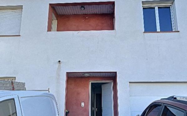 Appartement à louer    3 pièces • 81 m2 Perpignan