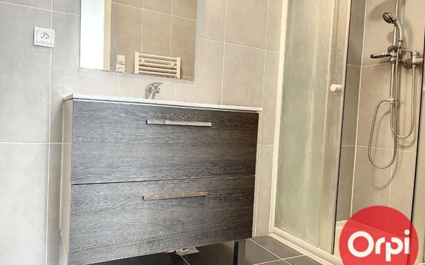 Appartement à louer    3 pièces • 81 m2 Perpignan
