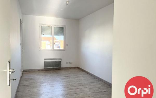 Appartement à louer    3 pièces • 81 m2 Perpignan