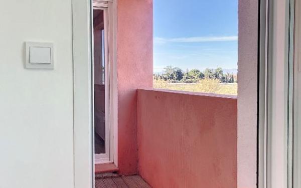Appartement à louer    3 pièces • 81 m2 Perpignan