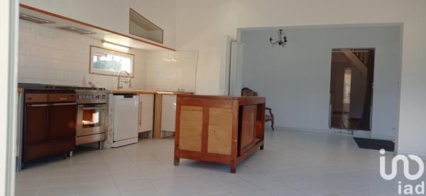 Maison traditionnelle 5 pièces de 159 m² à Le Pian-Médoc (33290)