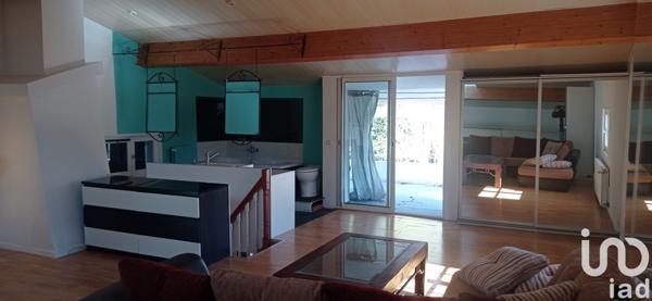 Maison traditionnelle 5 pièces de 159 m² à Le Pian-Médoc (33290)