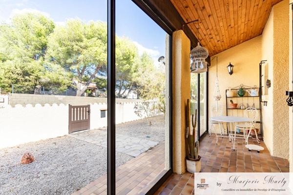 A vendre Maison d'architecte - 136 m2  - LEZIGNAN CORBIERES (11200) - 239 000  HAI