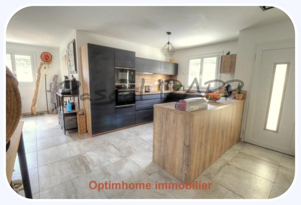 Maison à vendre 4 pièces avec Garage, sous-sol à AGDE (34)