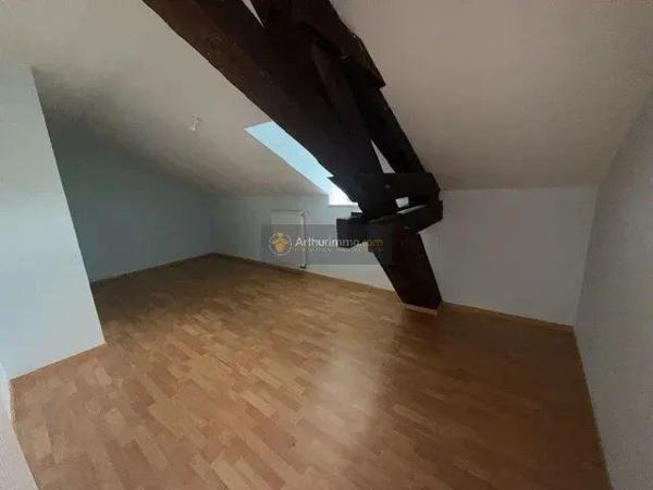 Location                                                      Appartement
                        
                     3 pièces                      62 m2                     à Culmont