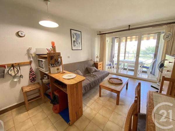 Appartement F2 à vendre  2 pièces - 25,76 m 2   STE MAXIME  - 83