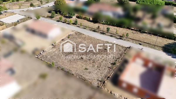 Terrain viabilisé 717 m² à Donzac