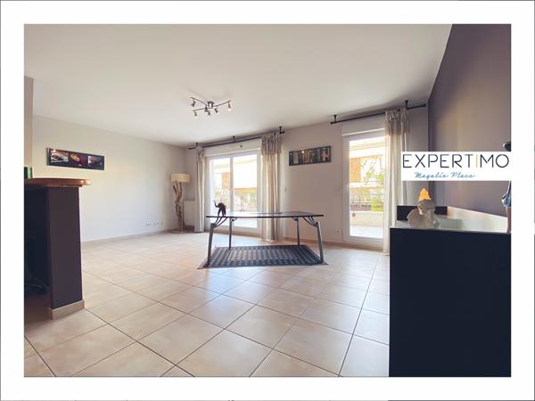 Chassieu (69680) Terrasse 36 m² au centre de Chassieu