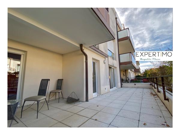 Chassieu (69680) Terrasse 36 m² au centre de Chassieu