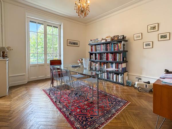 Appartement T6 de 137m² carré d’or