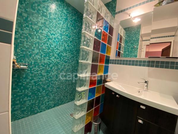 Appartement à vendre 5 pièces ROUBAIX (59) 131m², 2 chambres, bureau, terrasse 65m², garage.