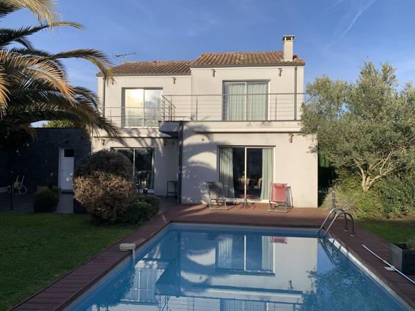 Maison à vendre |  Eysines |  6 pièces | 175 m²