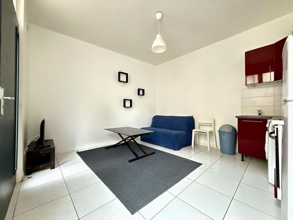 Charmant Appartement 2 Pièces à Louer à REIMS - Quartier Jamin