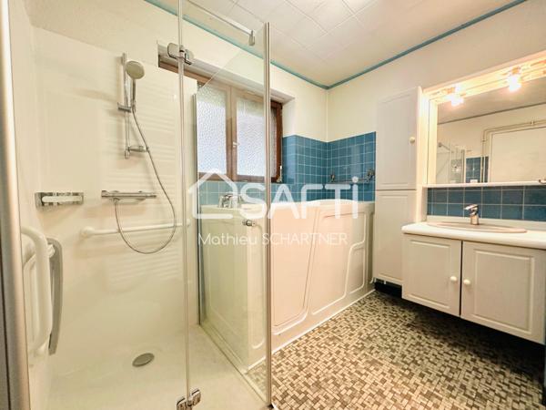 Maison - 6 pièces - 146m²