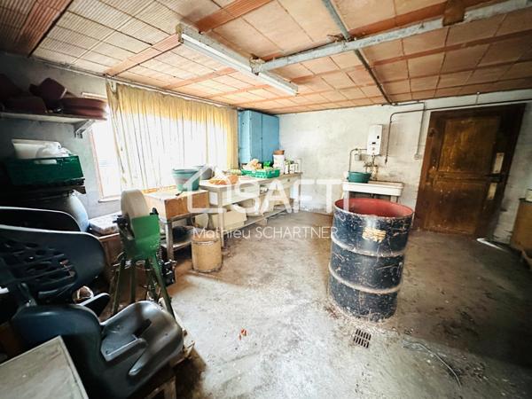 Maison - 6 pièces - 146m²