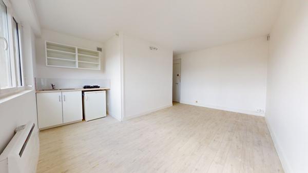STUDIO 20 M2 lumineux proche Fac de Caen