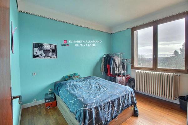 Maison Chambery 8 pièces  198 m2 sur 600m2 de terrain