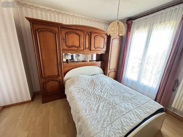 Achat - Maison Saint-Germain-du-Puy 18390 5 pièces 91 m 2 174 m 2