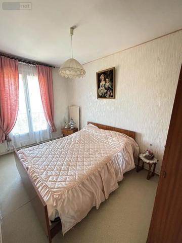 Achat - Maison Saint-Germain-du-Puy 18390 5 pièces 91 m 2 174 m 2