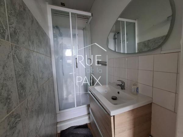 37000 TOURS Appartement Tours 1 pièce(s) 14.07 m2
