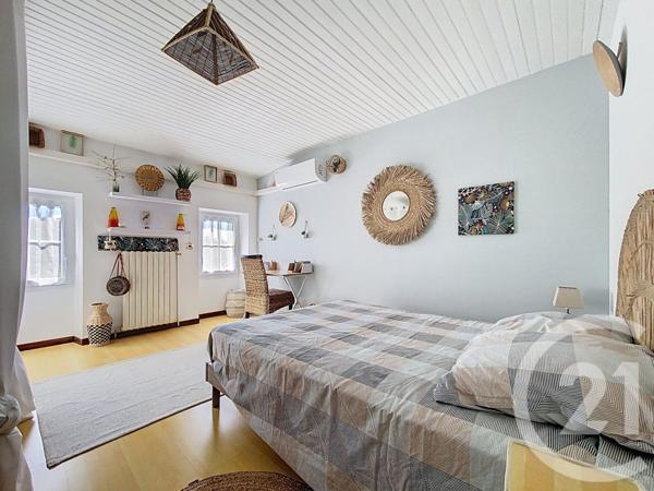 Maison à vendre  7 pièces - 220 m2 TONNAY CHARENTE - 17