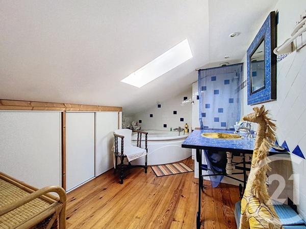 Maison à vendre  7 pièces - 220 m2 TONNAY CHARENTE - 17