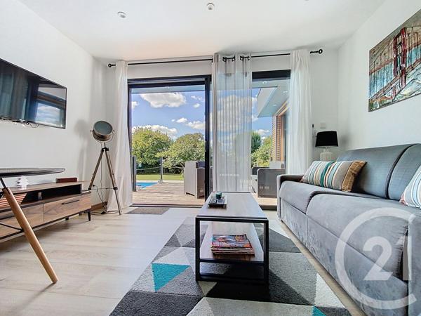 Maison à vendre  7 pièces - 220 m2 TONNAY CHARENTE - 17