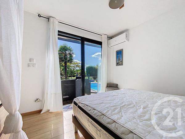 Maison à vendre  7 pièces - 220 m2 TONNAY CHARENTE - 17