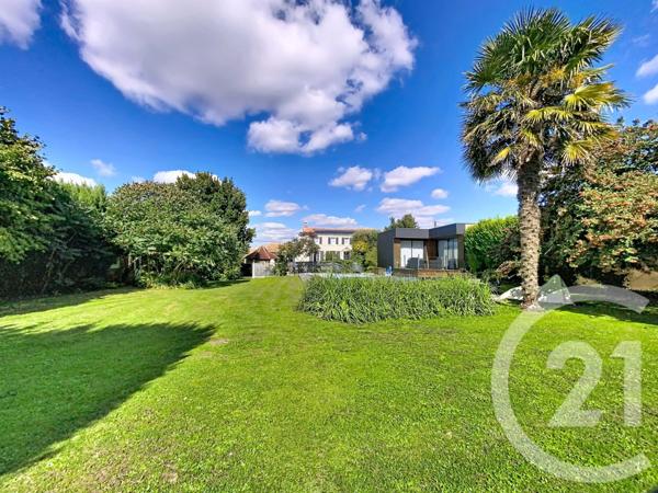 Maison à vendre  7 pièces - 220 m2 TONNAY CHARENTE - 17