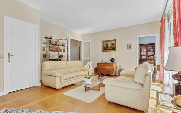 Appartement à vendre    4 pièces • 87,62 m2 Antony