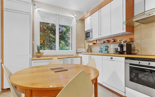 Appartement à vendre    4 pièces • 87,62 m2 Antony