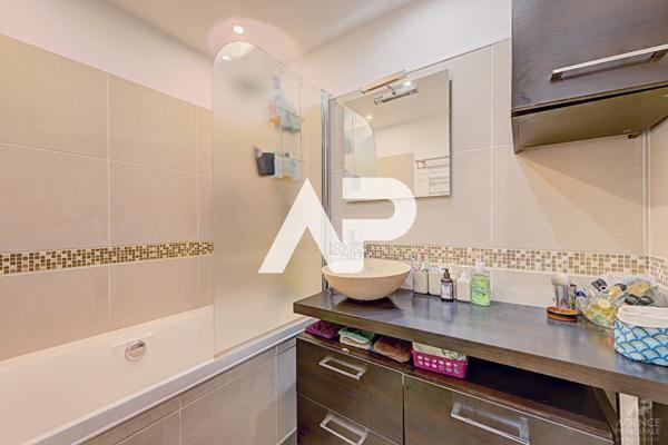 Maison Rueil Malmaison 6 pièces 125 m2 €895 000 ** - Référence 9868