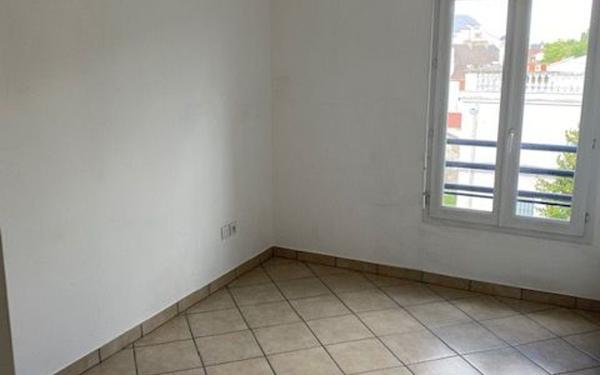 Appartement à louer    3 pièces •  Neuilly-sur-Marne