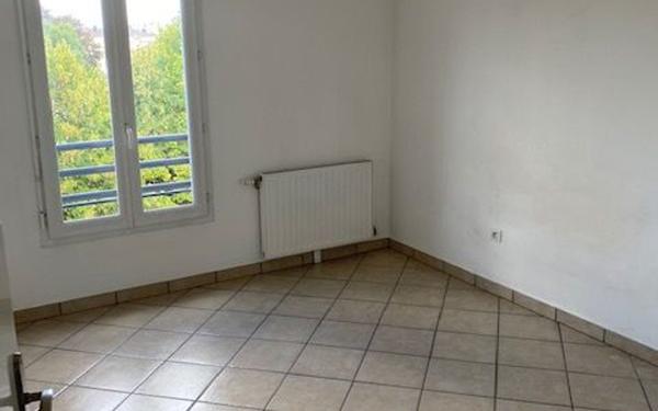 Appartement à louer    3 pièces •  Neuilly-sur-Marne