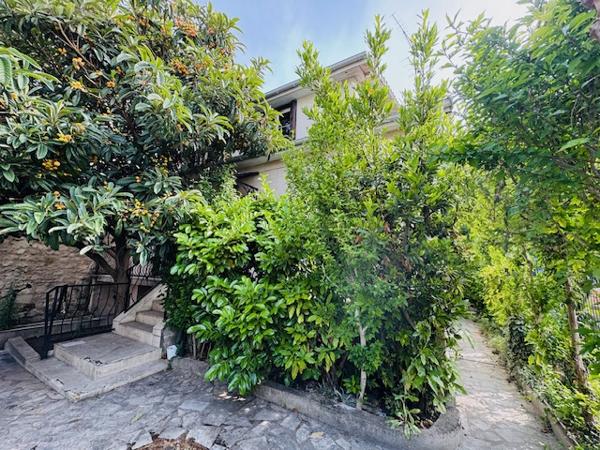 🏡 Belle maison familiale à réinventer – Potentiel XXL – Quartier résidentiel du Tremblay