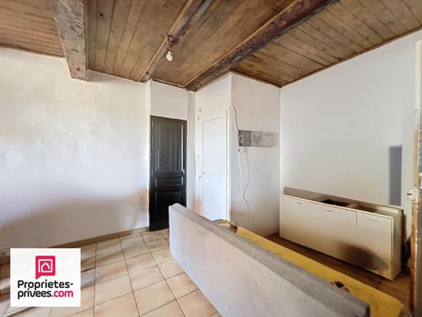RIANS IMMEUBLE AVEC 4 LOGEMENTS +  LOCAL LOUES