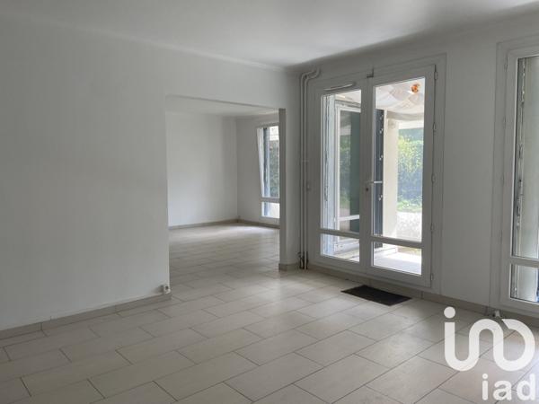 Appartement 5 pièces de 97 m² à Villiers-le-Bel (95400)