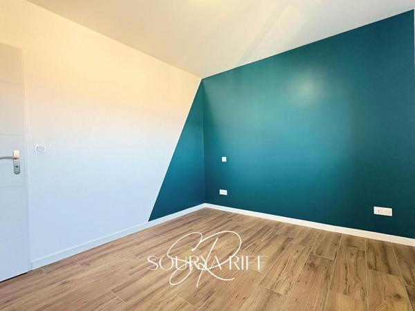 EN EXCLUSIVITE - PLAIN PIED - 4 CHAMBRES DONT UNE SUITE -- GARAGE - PISCINE