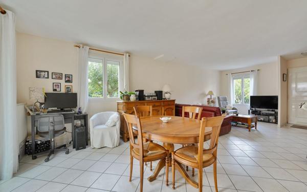 Maison à vendre    5 pièces • 91,92 m2 Crosne