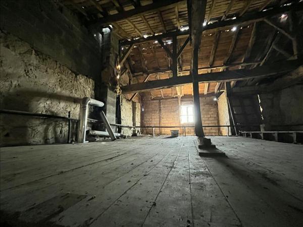 Maison à vendre |  Lavergne |  7 pièces | 157 m²