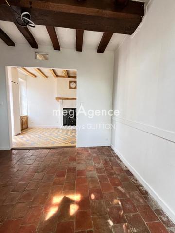 Maison à Fresnay-sur-Sarthe, 72130 - 2 pièces 37m²