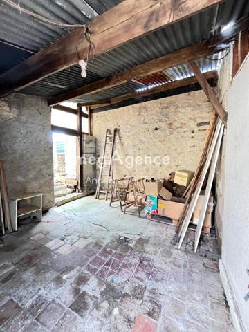Maison à Fresnay-sur-Sarthe, 72130 - 2 pièces 37m²