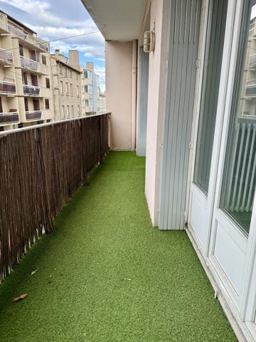 Saint-Étienne (42100) APPARTEMENT T2 AVEC BALCON